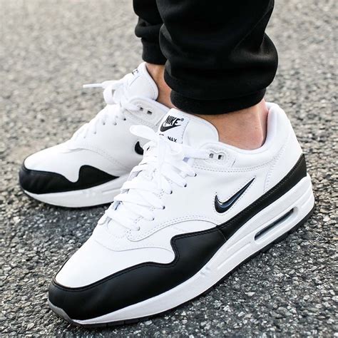 Witte Nike Air Max 1 